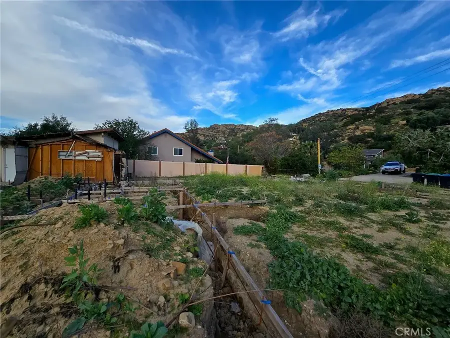 9347 Healy Trail, Chatsworth, CA 91311 - Image #2