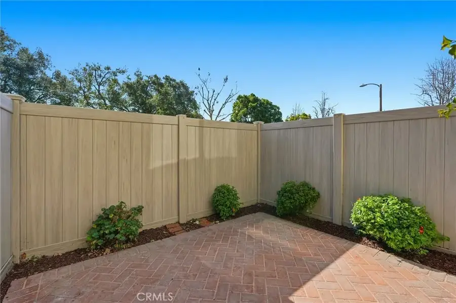 2201 Sonoma Court, Thousand Oaks, CA 91362 - #3