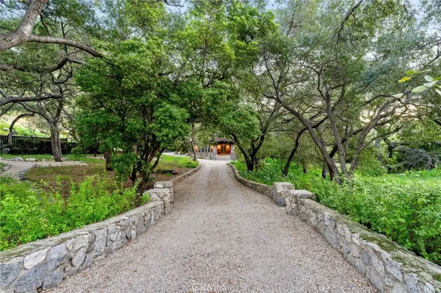 354 N Canon Avenue, Sierra Madre, CA 91024 - #3