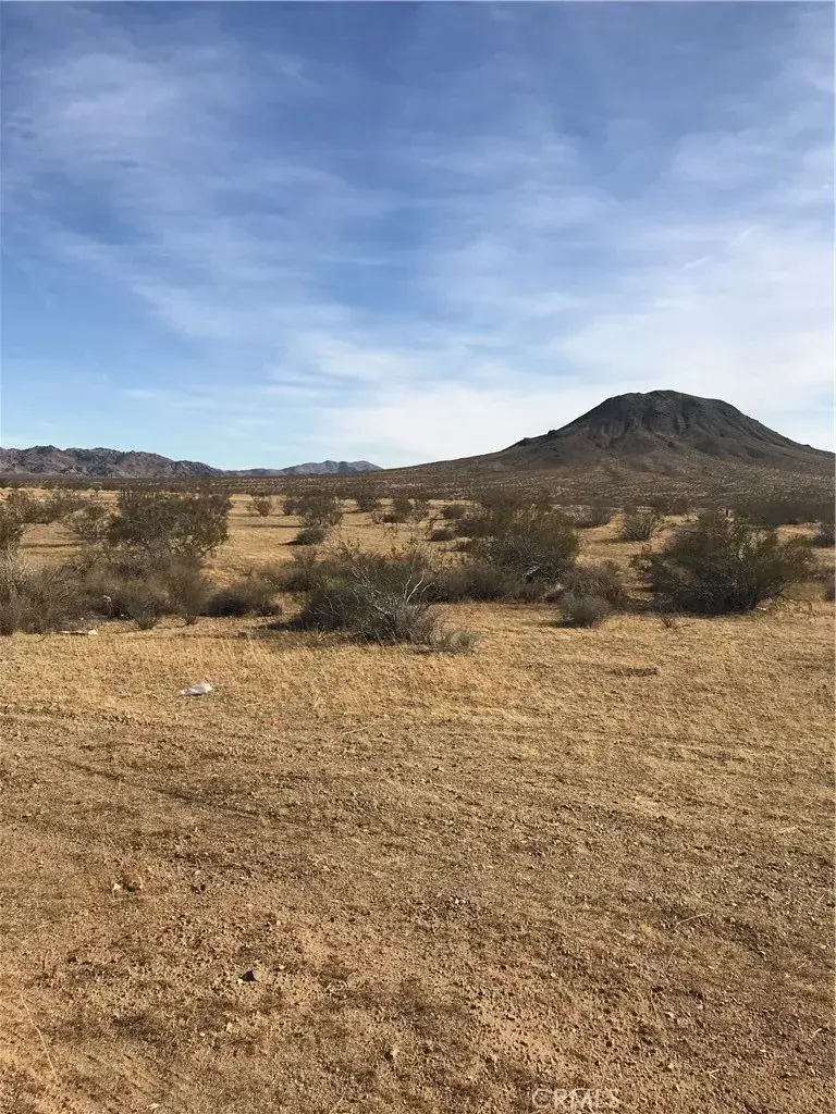 0 Waalew, Apple Valley, CA 92307 - #3