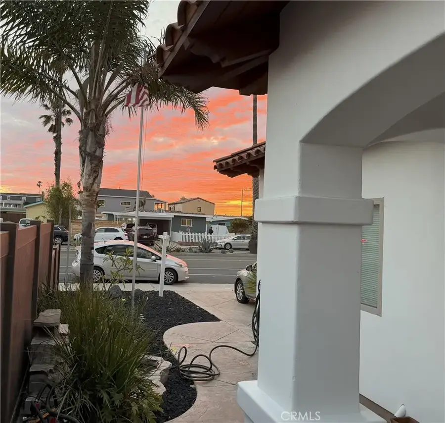 2257 Pierpont, San Buenaventura Ventura, CA 93001 - #3