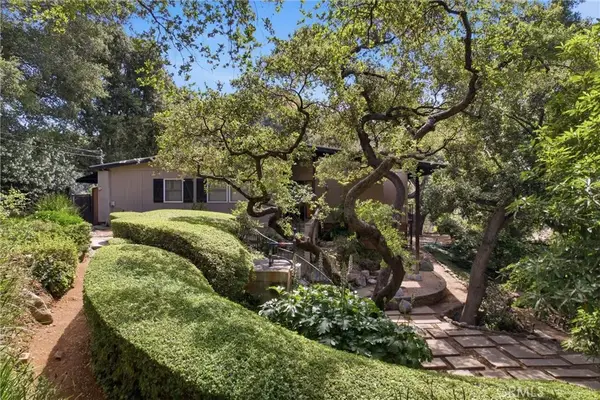 828 Oakglade, Monrovia, CA 91016