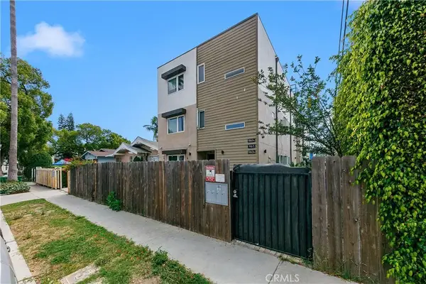 961 N St Andrews, Los Angeles, CA 90038