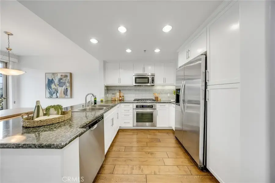 931 E Walnut #307, Pasadena, CA 91106 - #3