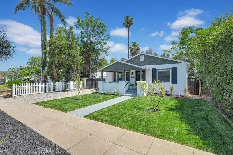 527 University Place, Redlands, CA 92374 - #3