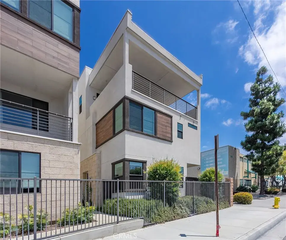 2054 Mylitta, Gardena, CA 90249 - #1