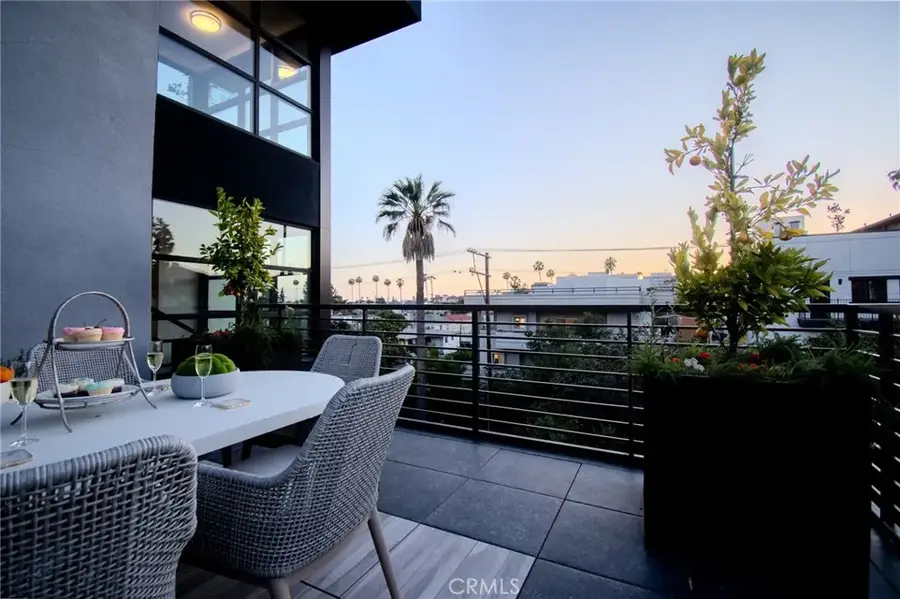 150 S Oak Knoll #202, Pasadena, CA 91101 - #3