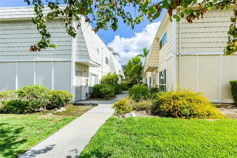 1434 Highland Avenue #8, Duarte, CA 91010 - #2