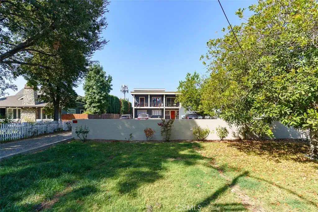 425 N Raymond Avenue, Pasadena, CA 91103 - #1