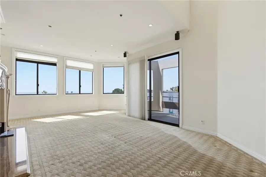510 The Village #409, Redondo Beach, CA 90277 - #2
