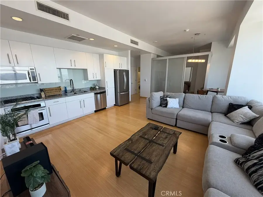 1100 Wilshire #2901, Los Angeles, CA 90017 - #3