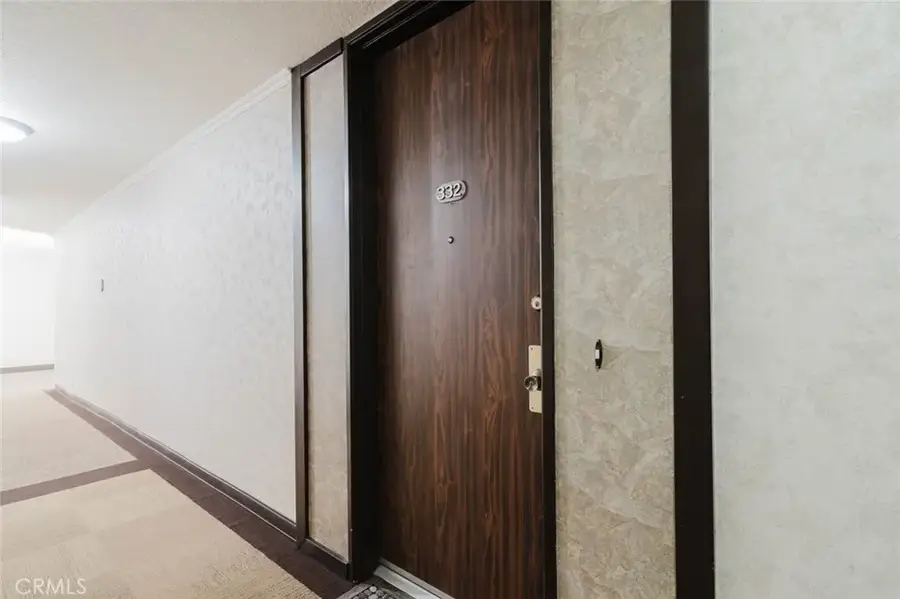 750 S Spaulding Avenue #332, Los Angeles, CA 90036 - #2