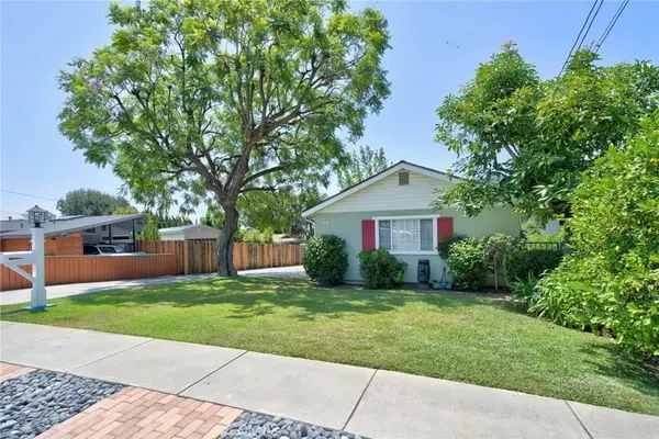 300 W Laurel Avenue, Sierra Madre, CA 91024