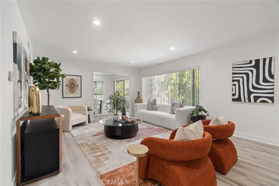 400 S Los Robles Avenue #209, Pasadena, CA 91101 - #2