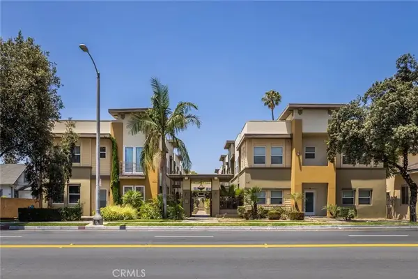 431 N Los Robles Avenue #2, Pasadena, CA 91101