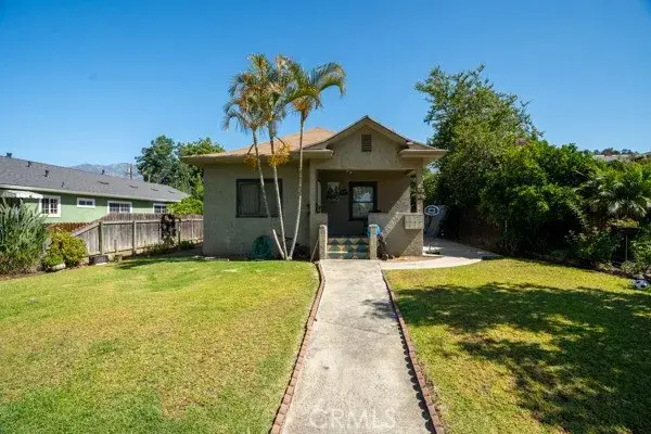 327 W Lemon Avenue, Monrovia, CA 91016