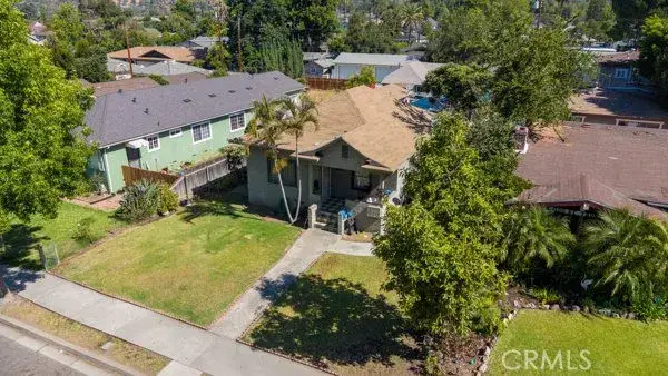 327 W Lemon Avenue, Monrovia, CA 91016 - #2