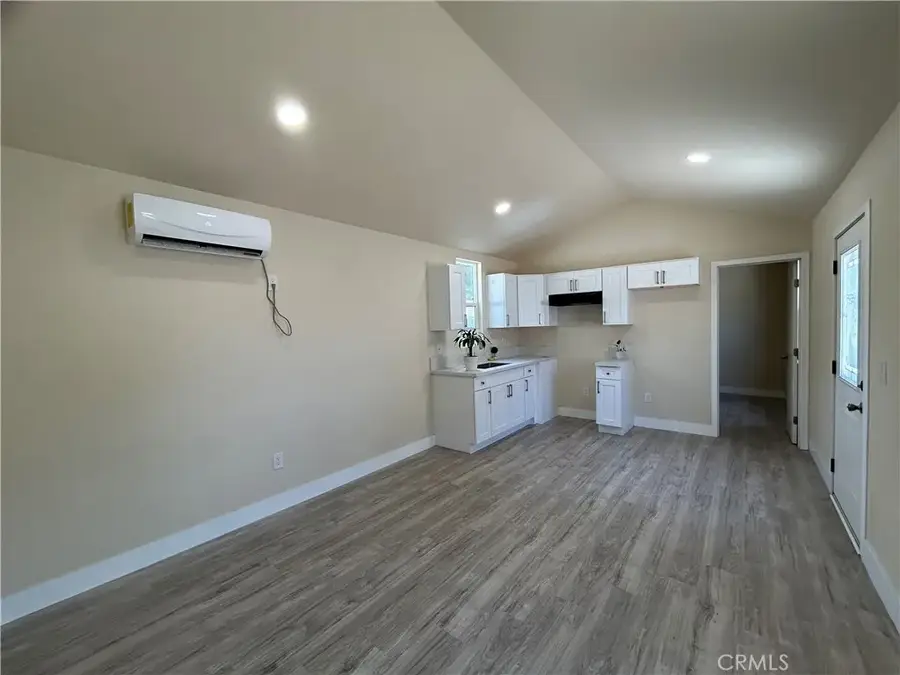 300 E Arbor Street #2, Long Beach, CA 90805 - #3