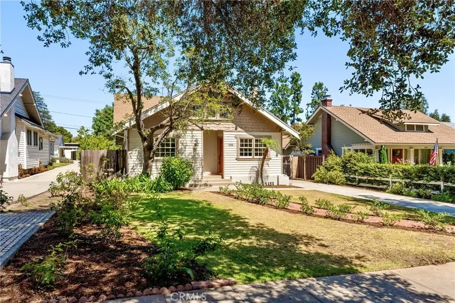 1538 N Holliston, Pasadena, CA 91104 - #2