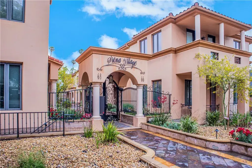 66 N Allen Avenue #3, Pasadena, CA 91106 - #1