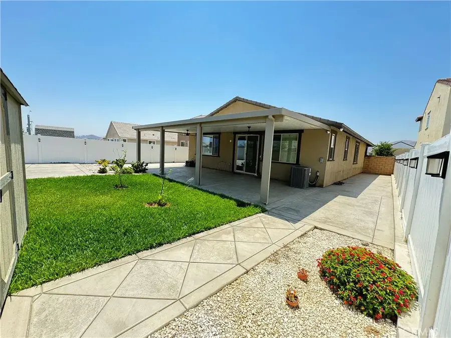 3104 Mammoth, Riverside, CA 92509 - #3