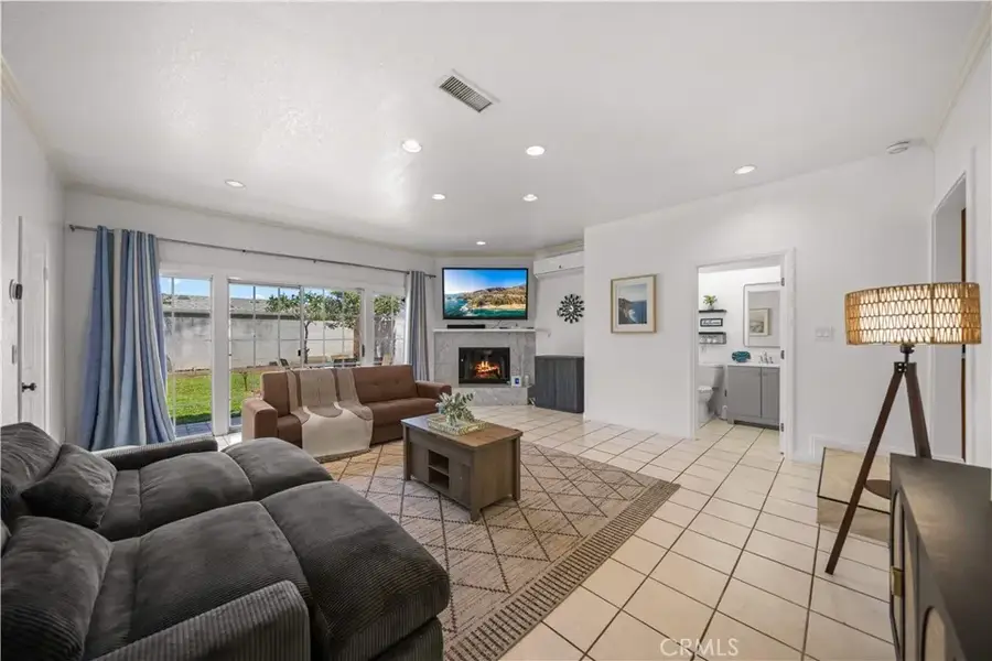 15213 Daphne Avenue, Gardena, CA 90249 - #3