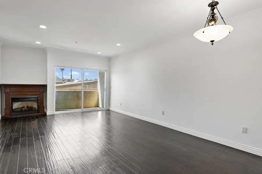 908 S Ardmore Avenue #304, Los Angeles, CA 90006 - #2