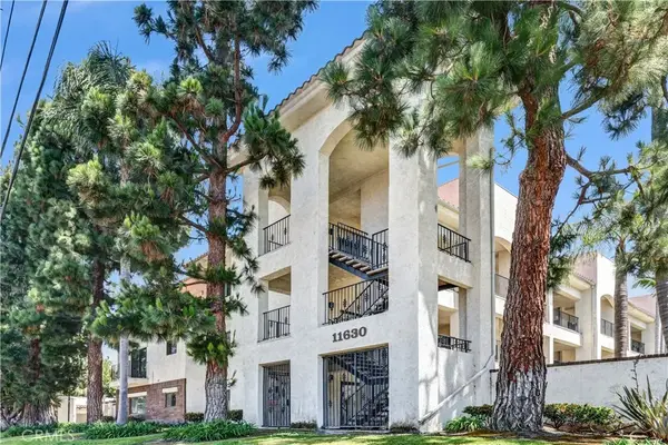 11630 Warner #504, Fountain Valley, CA 92708