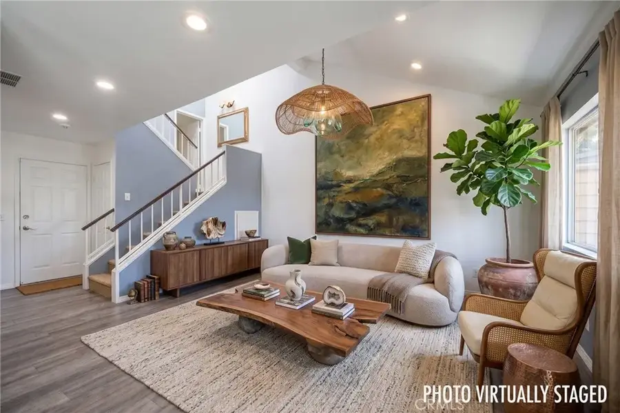 9864 California Avenue #18, South Gate, CA 90280 - #2