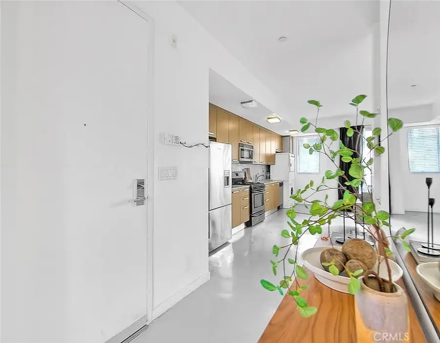 217 S Marengo, Pasadena, CA 91101 - #2