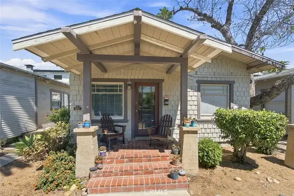 146 N Holliston, Pasadena, CA 91106