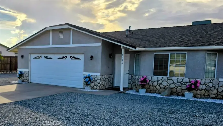 7786 Bangor Avenue, Hesperia, CA 92345 - #2