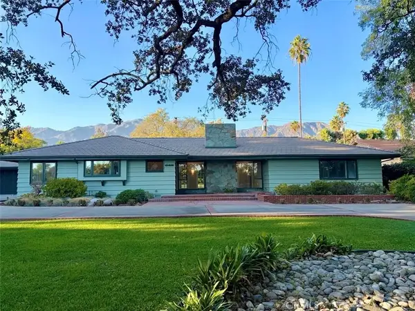 645 W Foothill Blvd, Arcadia, CA 91006