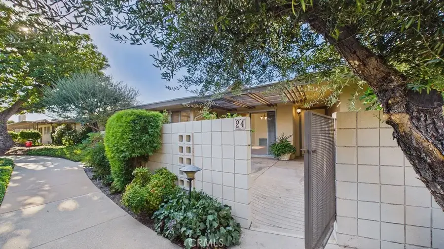1225 N Granada Avenue #24, Alhambra, CA 91801 - #2