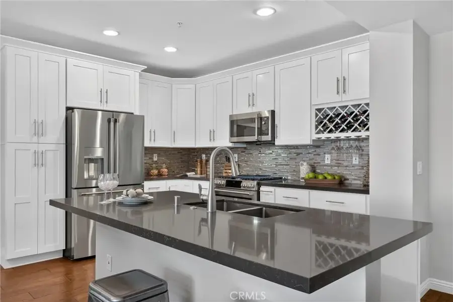 111 S De Lacey #306, Pasadena, CA 91105 - #2
