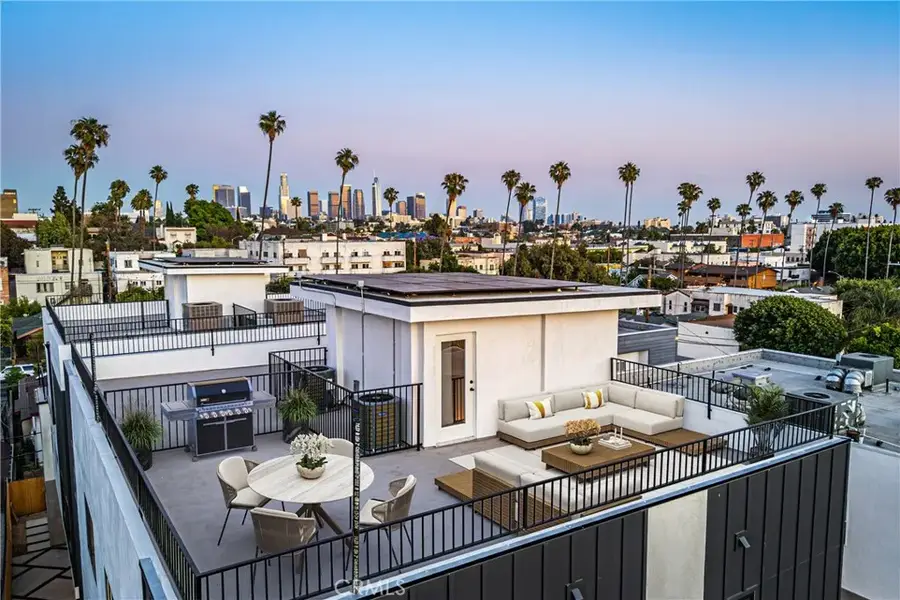 242 N Dillon Street, Los Angeles, CA 90026 - Image #2