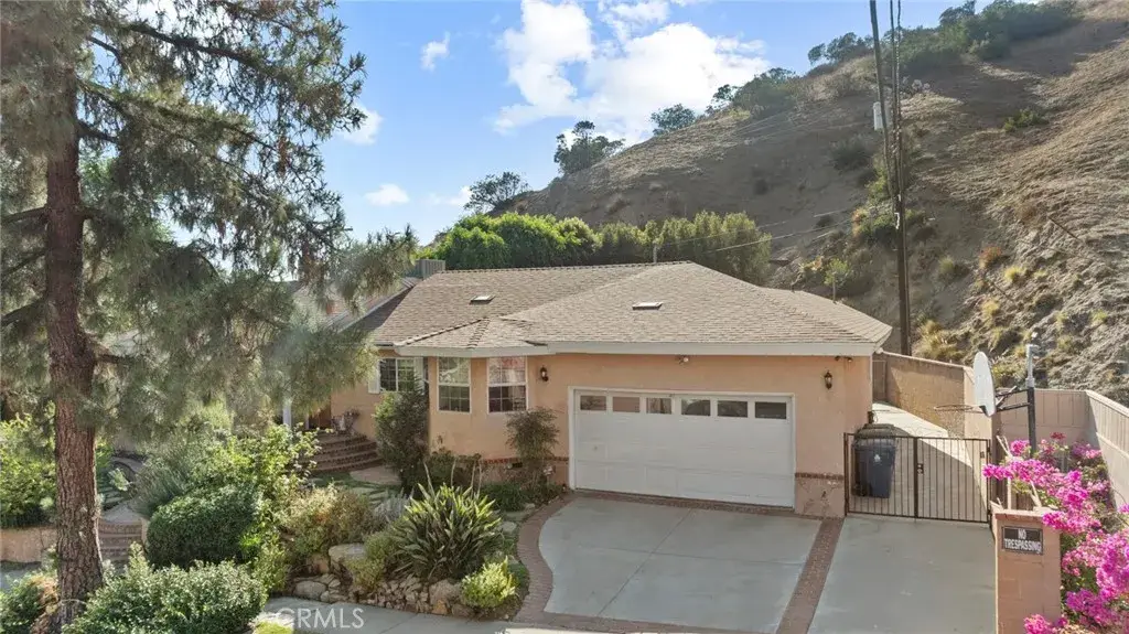 8515 Petaluma, Sun Valley, CA 91352 - Image #1