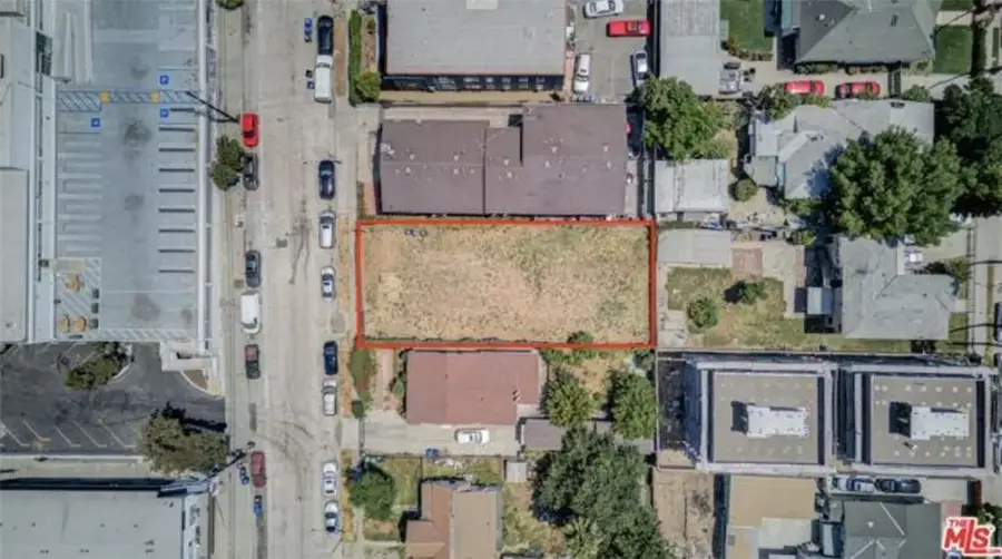 142 S Mountain View, Los Angeles, CA 90057 - Image #2