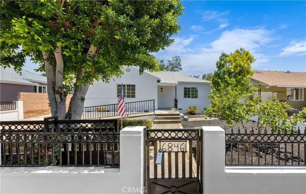 6846 Wystone, Reseda, CA 91335 - Image #1