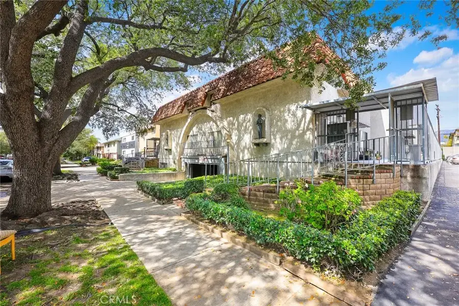 333 Riverdale, Glendale, CA 91204 - Image #2