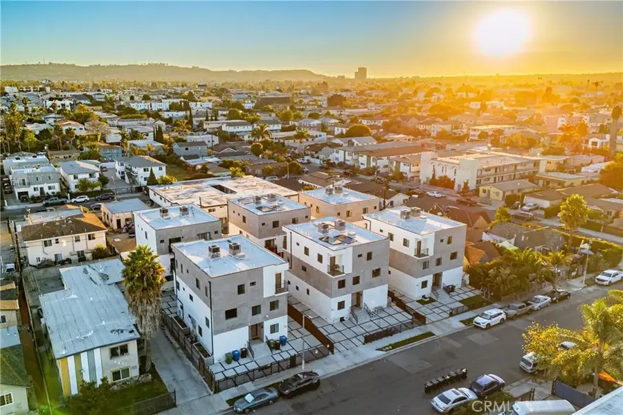 4842 W 17th Street, Los Angeles, CA 90019 - Image #2