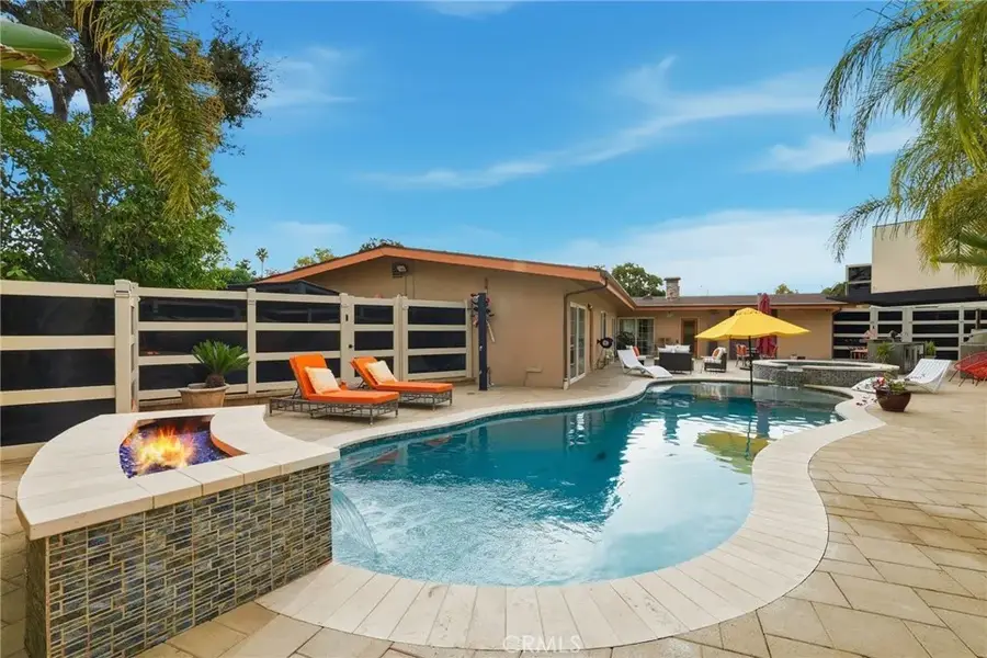 10658 Fullbright, Chatsworth, CA 91311 - Image #2