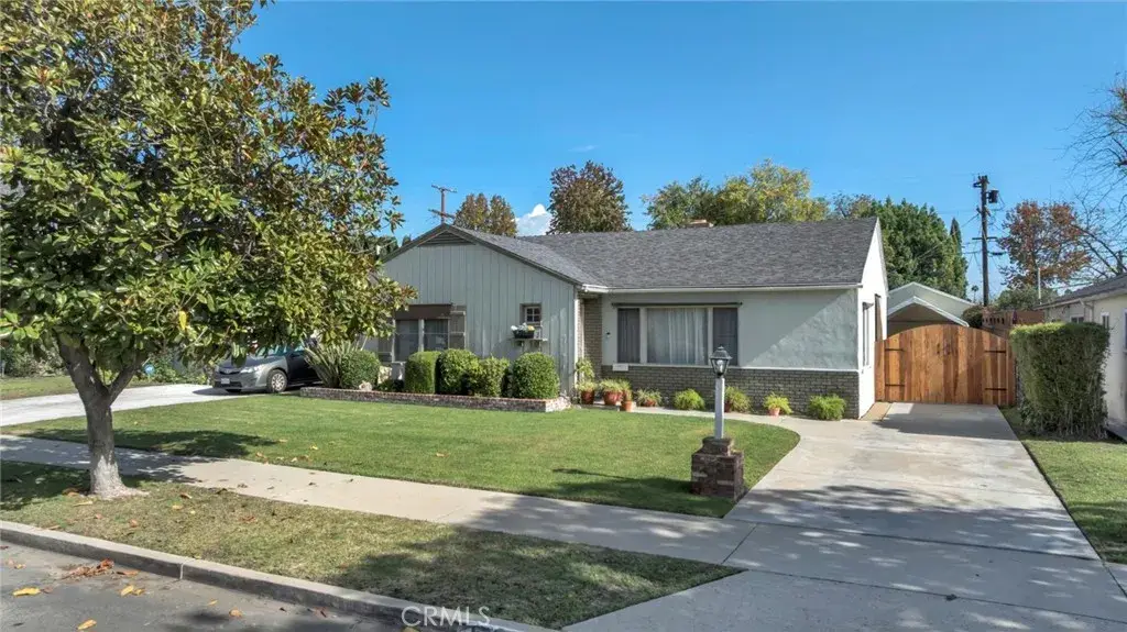 6300 Teesdale Avenue, Valley Glen, CA 91606 - Image #1