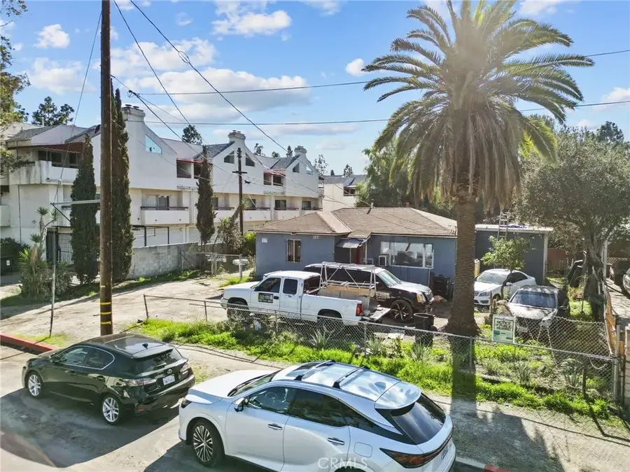 11148 Lorne Street, Sun Valley, CA 91352 - Image #3