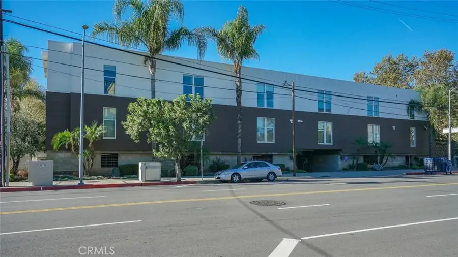4705 Whitsett #106, Studio City, CA 91604 - Image #3