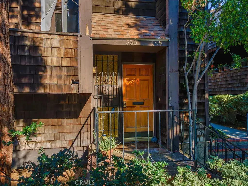 330 N 5th Street, Burbank, CA 91501 - #1