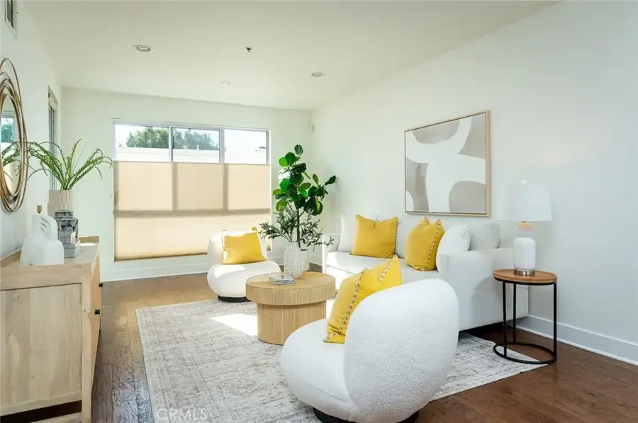 817 N Alfred Street #205, Los Angeles, CA 90069 - Image #3