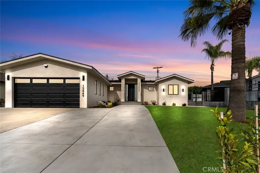 13449 Stagg Street, Panorama City, CA 91402 - Image #2