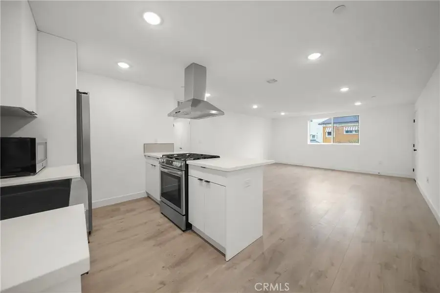 171 S Hoover, Los Angeles, CA 90004 - Image #2