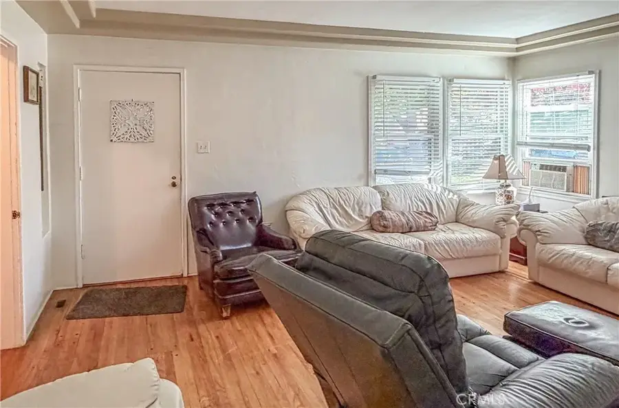 121 N Myers, Burbank, CA 91506 - Image #3